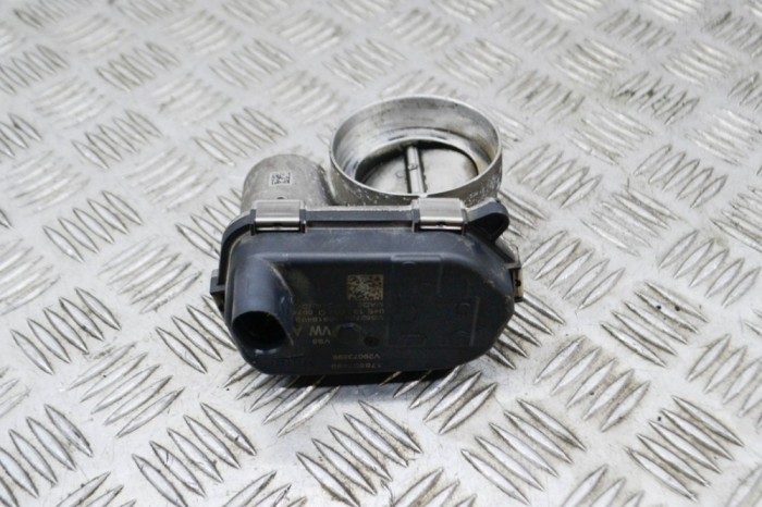 Corp clapetă VW GOLF VII 5G1, BQ1, BE1, BE2 2018 OEM: 04E133062Q,V29073596 | 15389540