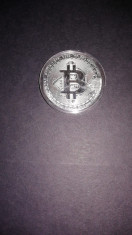 Moneda Bitcoin Argintata foto