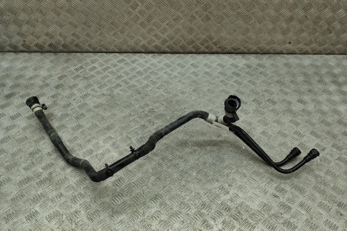 Furtun de lichid de răcire TESLA MODEL Y 2022 OEM: 1647662-00-D 29036292