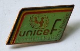 UNICEF - Comitetul National Roman - copii, tineret, insigna perioada socialista, anii 1970