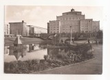 FA137 -Carte Postala- GERMANIA - Messestadt Leipzig. Opernhaus mit Schwanenteich, circulata 1966