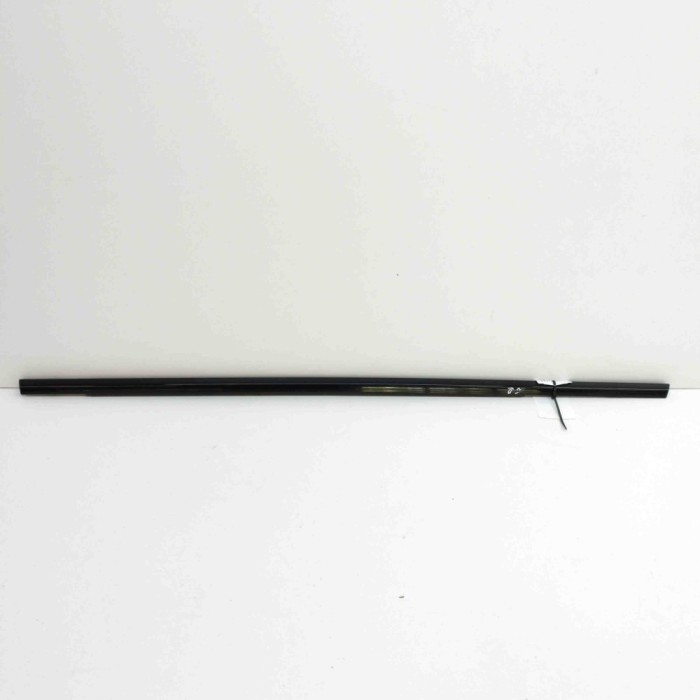 Chedar geam ușă dreapta spate JAGUAR F-PACE X761 2020 OEM: HK83-25596-AE