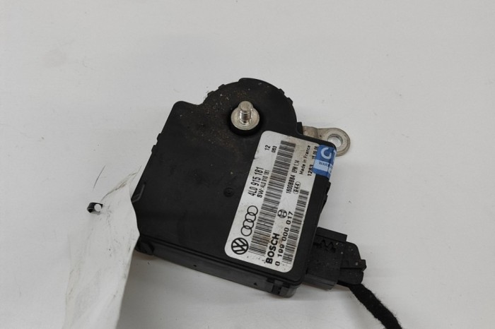 AUDI Q7 4L 2014 OEM: 4L0915181,4L0910181,0199000017 SKU: 30974820