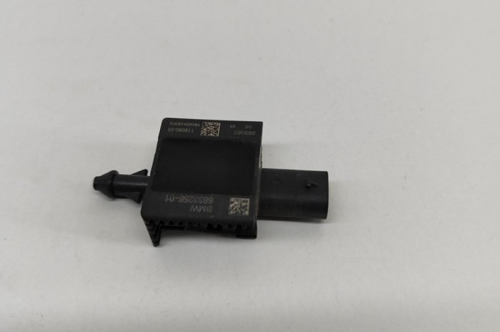 Senzor de impact st&acirc;nga față BMW 3 G20, G28 2019 OEM: 6833256 25423145