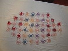 Macrame (mileu) (4) multicolor avand dimensiunea aproximativa de 67x38 cm