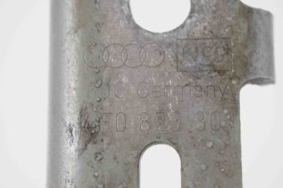 Balama capota st&amp;acirc;nga față AUDI A6 Avant 4F5, C6 2006 OEM: 4F0823301 3198967 foto