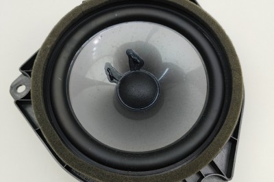 Difuzor ușă dreapta spate LEXUS NX _Z1_ 2020 OEM: 86160-78050 30374771 foto