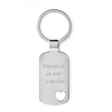 Breloc Gravat metalic, Model Inima Decupata cu Textul "Fiecare zi cu tine e un dar."