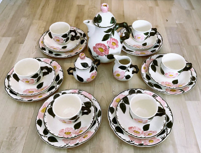 Set - ceai / cafea / desert - Villeroy and Boch - Wild Rose - 6 persoane foto