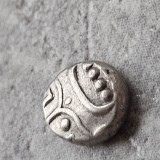India , Travancore State , 1 FANAM ARGINT , una dintre cele mai mici monede din lume