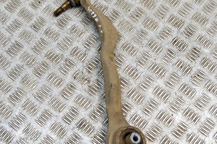 Braț curbat st&acirc;nga față BMW 1 F21 2014 OEM: Hatchback | 20679687