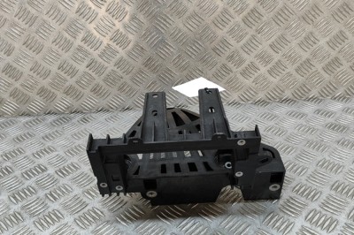 Suport compresor aer condiționat TESLA MODEL Y 2023 OEM: 1673627-00-D 26290601 foto