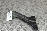 Suport aripa dreapta față AUDI Q5 8R 2015 OEM: 8R0821136 30667926