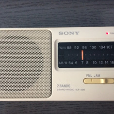 RADIO DE COLECTIE SONY ICF-390 DIN 1993 FUNCTIONAL.CITITI VA ROG DESCRIEREA!