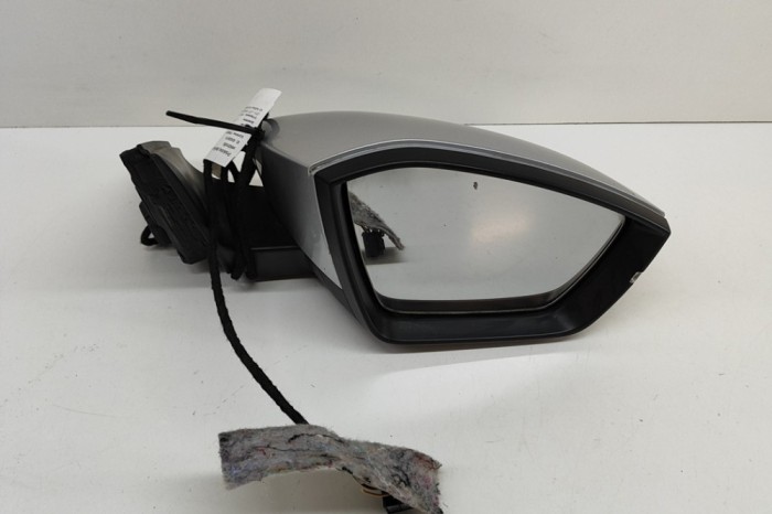 Oglinda laterală dreapta SKODA SUPERB III 3V3 2017 OEM: 3V2857508 | 24558116