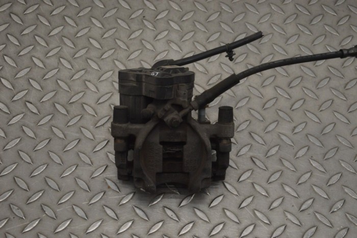 Etrier de fr&acirc;nă dreapta spate VW T-ROC A11 2022 OEM: 5Q0615406GP 20805929