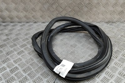 Garnitura ușă dreapta față AUDI Q4 SUV F4B 2024 OEM: 11A867912B | 31088883 foto