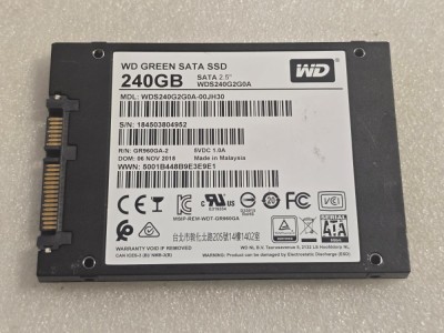 Solid-State Drive (SSD) Western Digital WD Green 2.5 240GB SATA3 (WDS240G2G0A) foto