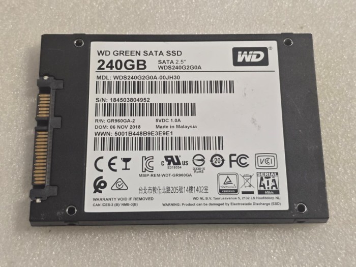 Solid-State Drive (SSD) Western Digital WD Green 2.5 240GB SATA3 (WDS240G2G0A)