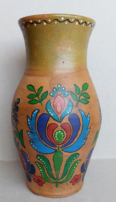 Ulcea pictata cu motiv floral, ceramica traditionala romaneasca 65 ani
