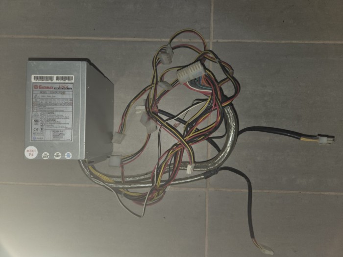 sursa PC - ENERMAX - 365 Watts