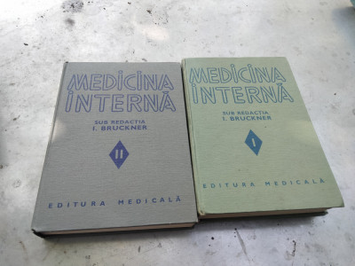 Două cărți de medicină internă foto