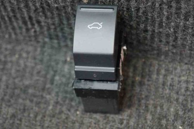 Comutator VW JETTA MK6 162, 163 2015 OEM: 1K09598315C6959551A 1953427 foto