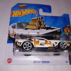 bnk jc Hot Wheels Rodger Dodger - 2023 HW Dream Garage - 2/5