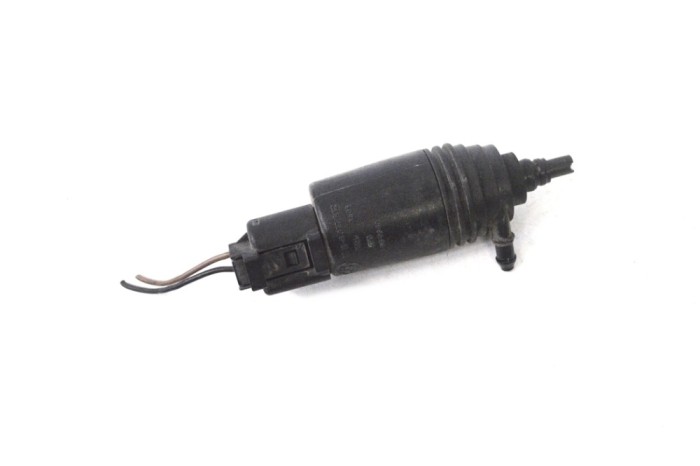 Motor rezervor lichid de parbriz LAND ROVER RANGE ROVER III L322 2004 OEM: 8377612 15292395