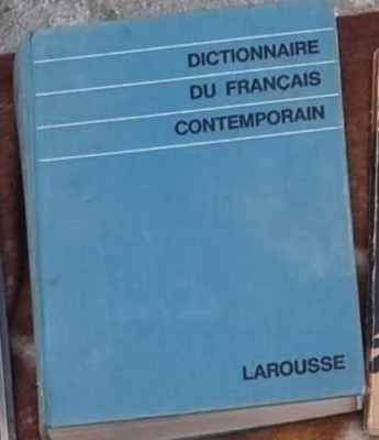 Larousse - Dictionnaire du Francais Contemporain foto