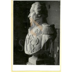 FOTO, BUST GENERAL MIHAIL KUTUZOV, SCULPTOR M. ONOFREI, HERASTRAU, 1947