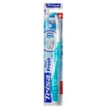Periuta de dinti Trisa Cool&amp;Fresh Soft, cu capac de protectie cadou ProDesign DailyAppliances