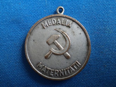 MEDALIA MATERNITATII CLASA II RSR/ /1 foto