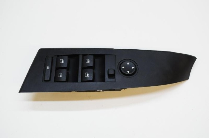 Buton geam ușă dreapta față BMW 5 E60 2006 OEM: 6951924 2767169