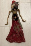 Marionetă 3, păpușă mare din teatrul Wayang Golek, Indonezia, Java, cap de lemn nobil, sculptat manual și pictat, detașabil, patrimoniu UNESCO