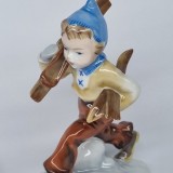 Baiat cu schiuri - Bibelou portelan german GDR - Ilmenau (Metzler &amp; Ortloff) vintage