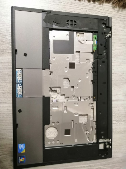 Palmrest dell Latitude E5510---- A178