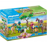 Cumpara ieftin Playmobil - Picnic Cu Calutii