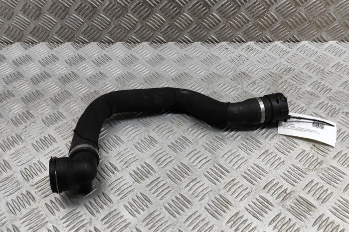 Furtun de lichid de răcire JAGUAR F-PACE X761 2016 OEM: HK83-8260-AE,HK838260AE 30371626