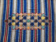 Macrame (mileu) (3) multicolor avand dimensiunea aproximativa de 70x23 cm