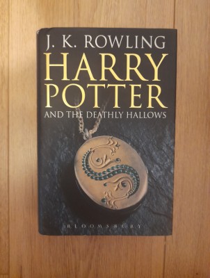 Harry Potter and The Deathly Hallows - J. K. Rowling (2007) foto