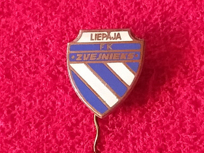 Insigna fotbal - FK ZVEJNIEKS LIEPAJA (Letonia) foto