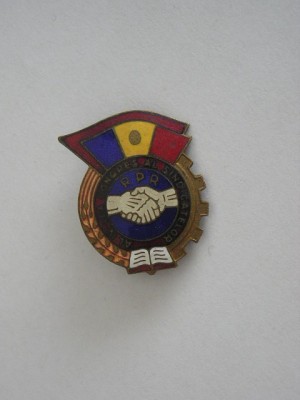 M3 K 95 - Insigna - tematica sindicate - Al IV-lea congres al sindicatelor - RPR foto