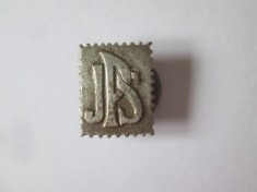 Rara! Insigna colectie JPS din anii 40,dimensiuni:19 x 15 mm