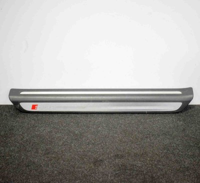 Ornament prag dreapta față AUDI Q3 8U 2017 OEM: 8U0853374B8U0853374C foto