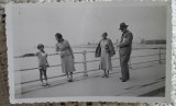 Fotografie, Promenada la Constanta, familia Litarczek1932