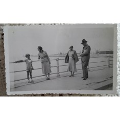 Fotografie, Promenada la Constanta, familia Litarczek1932