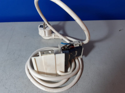 Condensator plus cablu alimentare masina de spalat Hotpoint Ariston / C31 foto