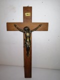Cruce veche religioasa din lemn alama Crucifix de perete vechi catolic Isus din alama Germania