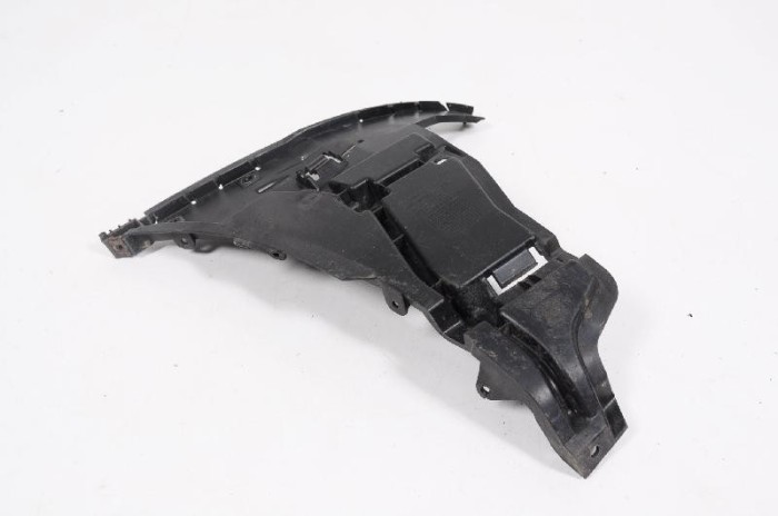 Suport bara de protecție dreapta față VOLVO V70 II SW 2006 OEM: 08693182 3353650
